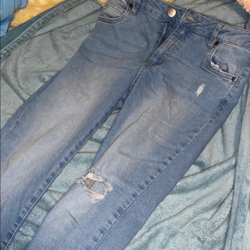 Size 9 Cotton On Jeans